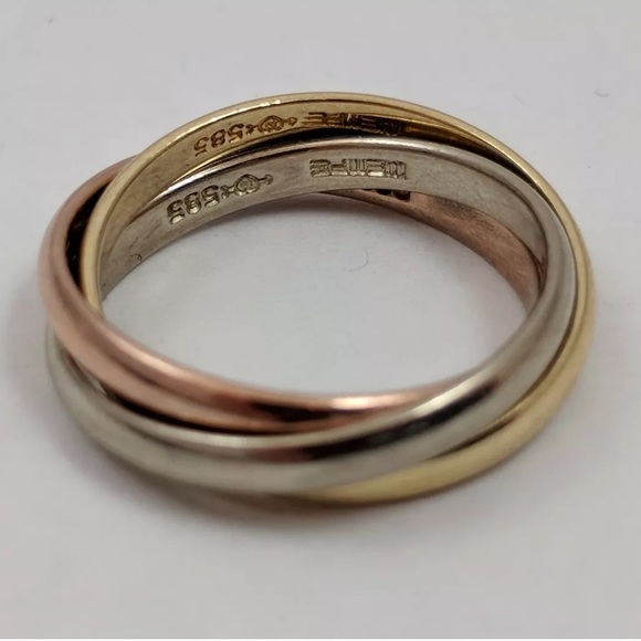 Trinity Ring - Picture 5 of 6